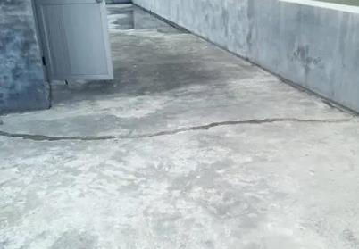 永善楼顶漏水维修公司分享下如何解决卫生间隐蔽部位漏水的问题?